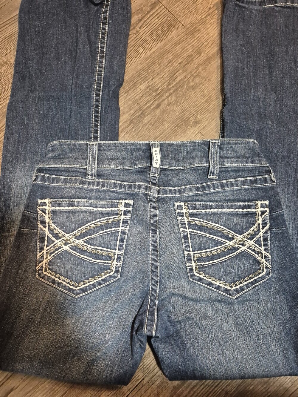 Ariat Women's Dark Blue Bootcut Jeans with White Embroidered Back Pockets - TALL